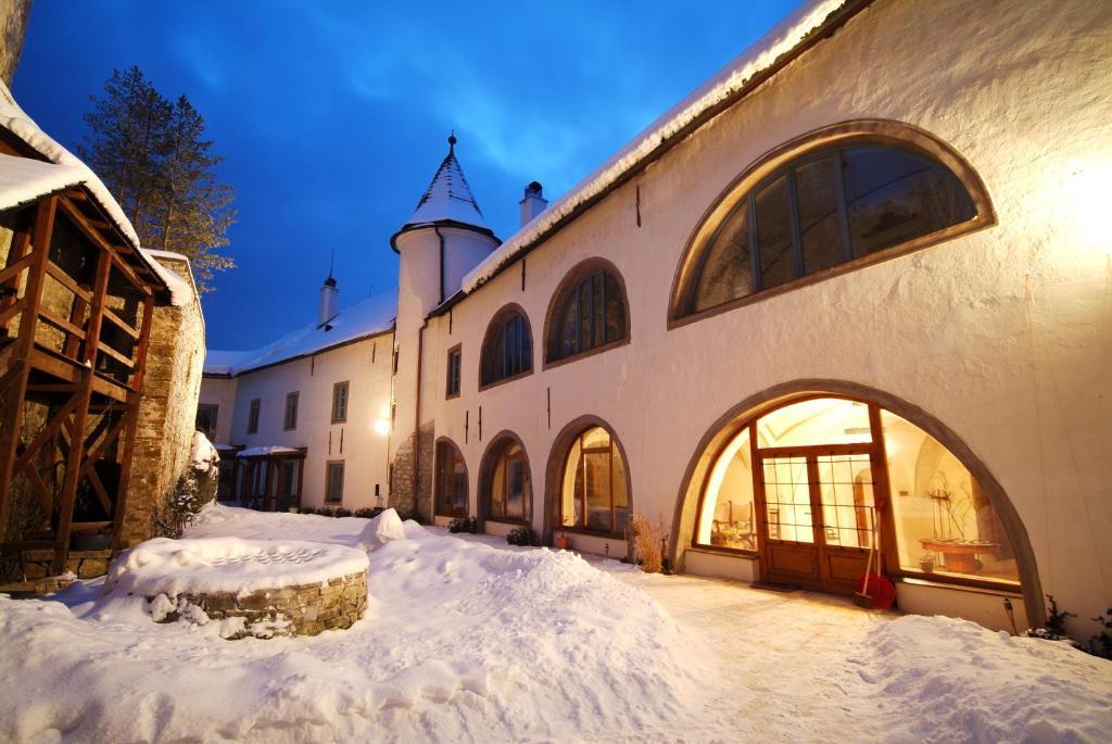 Liptovský Hrádok Chateau Grandcastle מראה חיצוני תמונה
